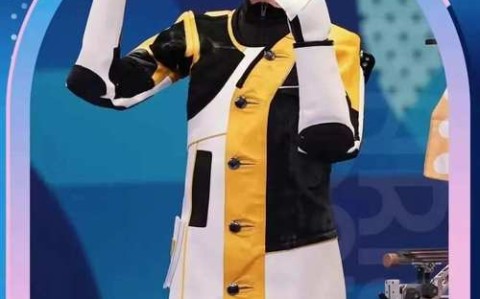 “阿条姐”黄雨婷的射击风采的简单介绍